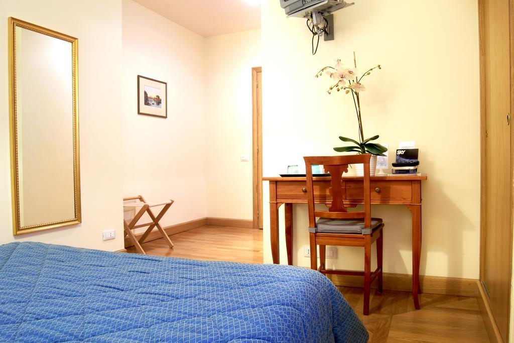 Domus Cavour Guest House Rome Buitenkant foto