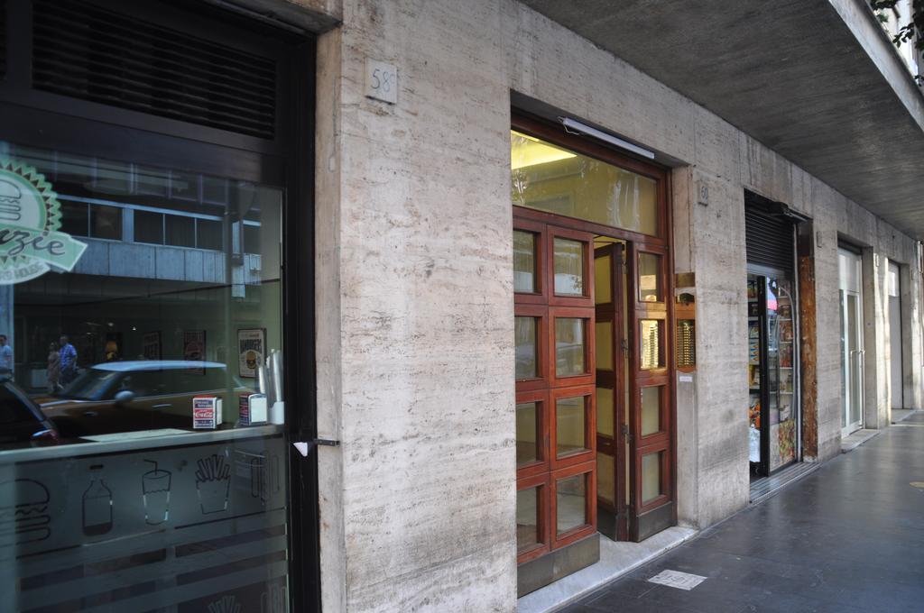 Domus Cavour Guest House Rome Buitenkant foto