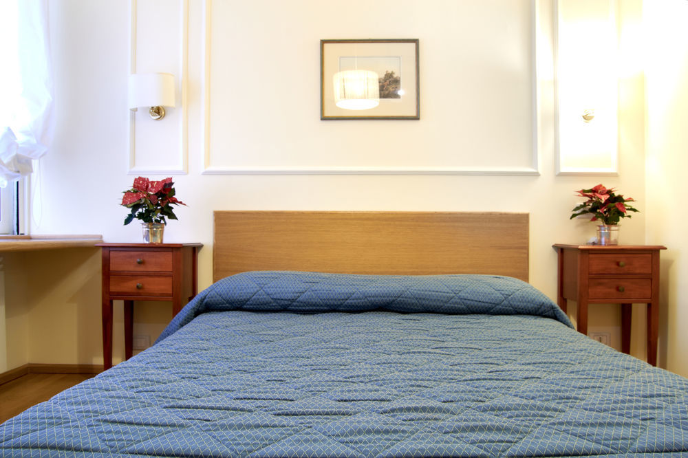 Domus Cavour Guest House Rome Buitenkant foto